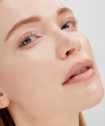 | desc:  Bethan wears shade 120 C