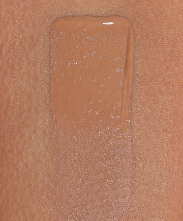 | desc: | text: light Shade 16C on skin