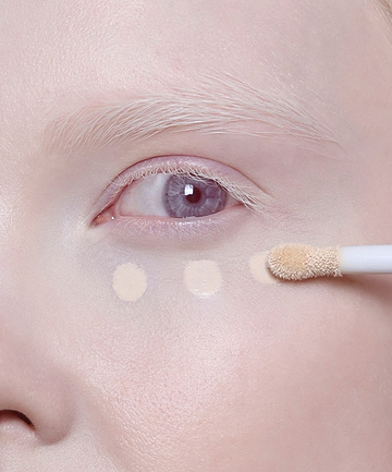 | desc: Vicky wears shade 01N