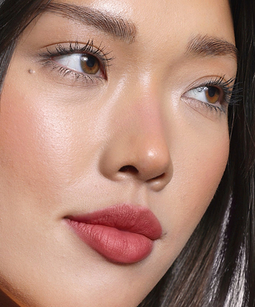 | desc: | text: light Cameron wears shade Orchid