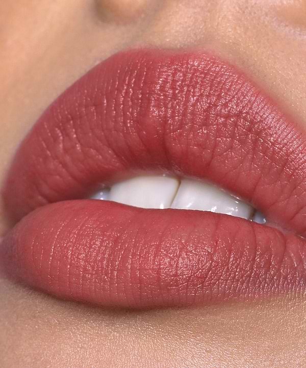 | desc: Lip Blush in shade Orchid