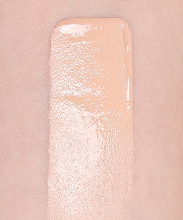 | desc: Shade 06N on skin