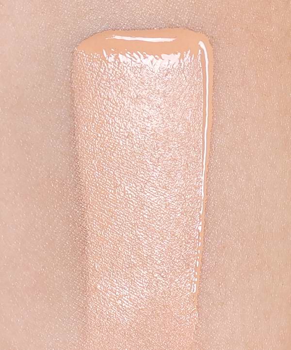 | desc: Shade 09W on skin