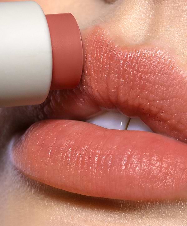 | desc: Lip Blush in shade Amber