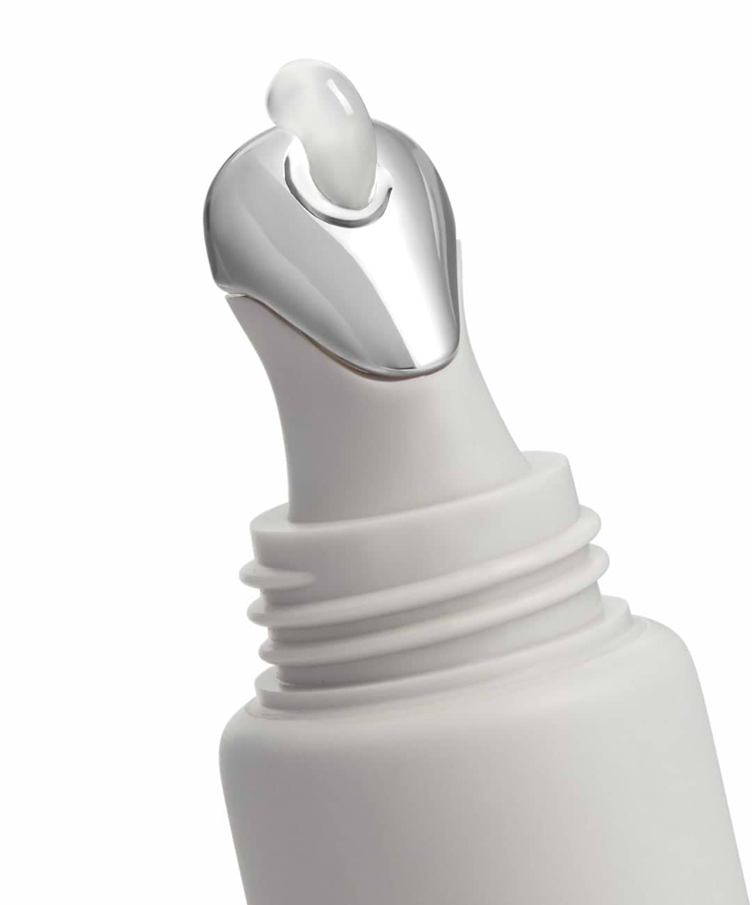 | desc: Lip Gloss in shade Clear