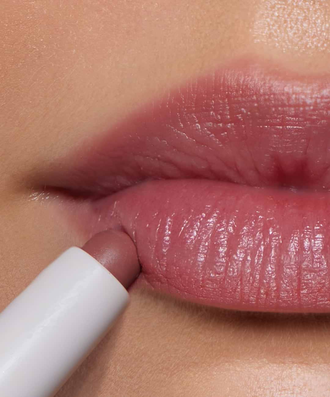 desc: | text: light Blur Liner in shade Opal