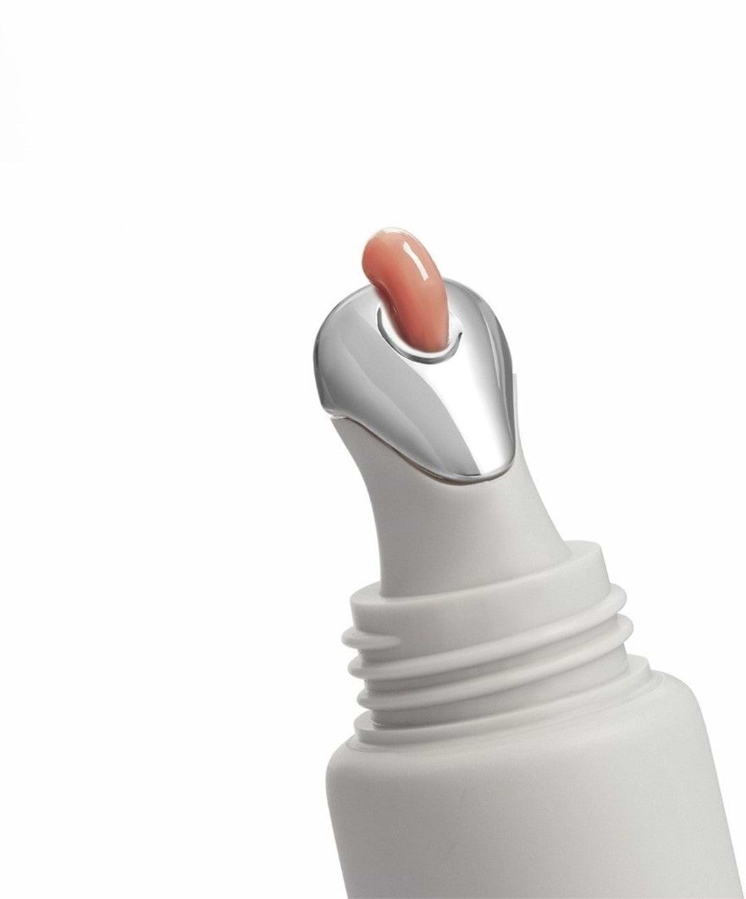 | desc: Lip Gloss in shade Oat