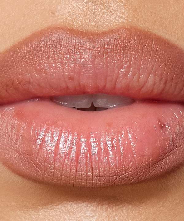 | desc: Lip Sculpt in shade Fawn