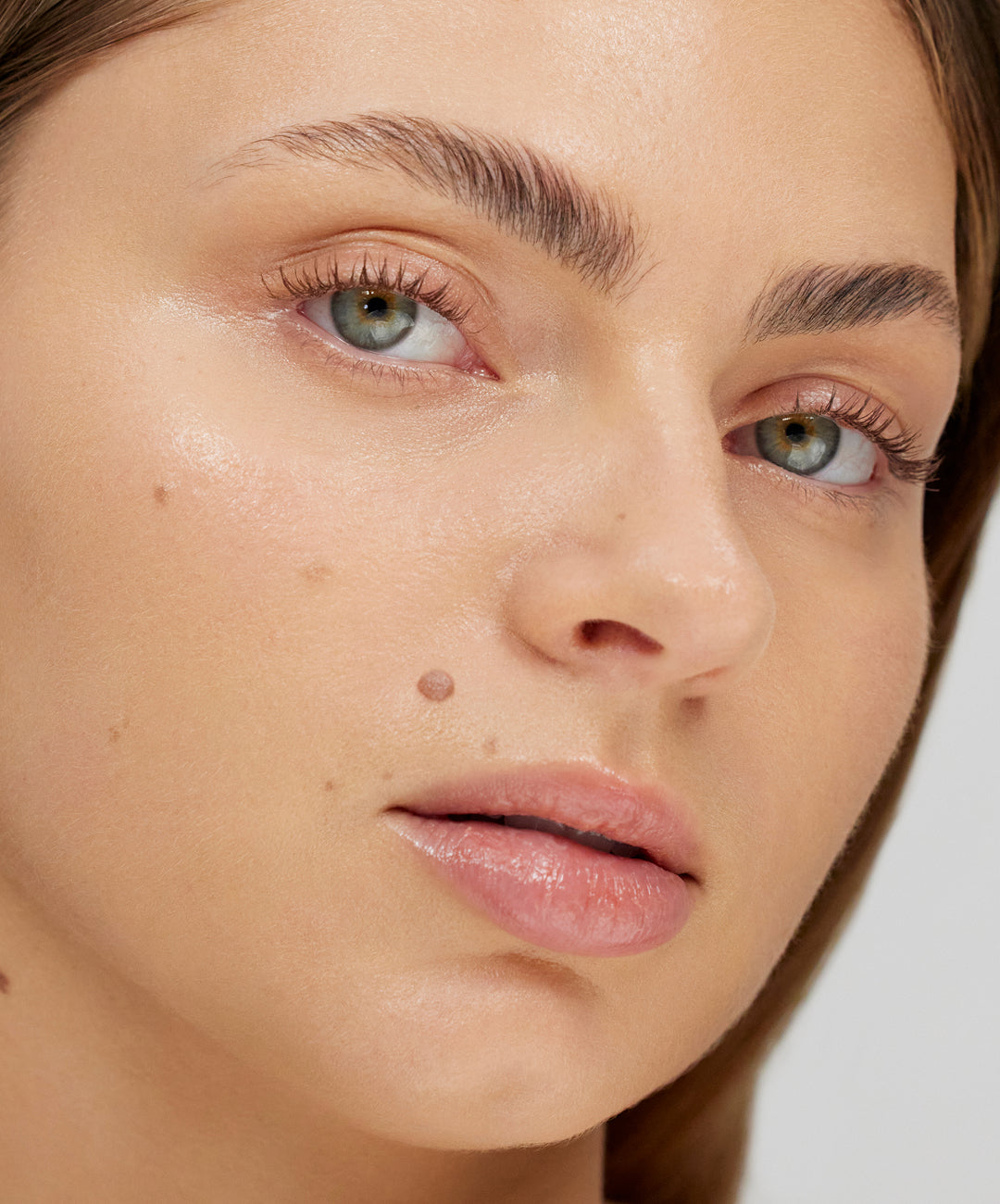 | desc:  Zoe wears shade 150