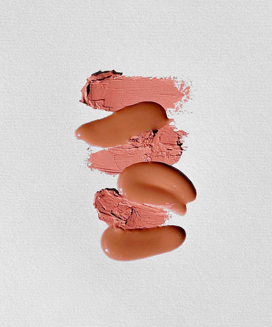 | desc: Malaya Cream Blush & Fawn Lip Gloss