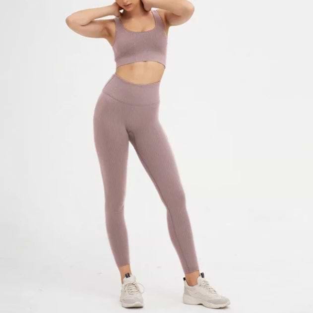 40489912762449|40489912795217|40489912827985