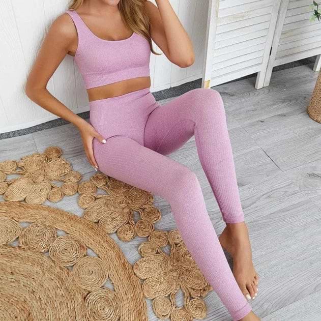 40489913057361|40489913090129|40489913122897