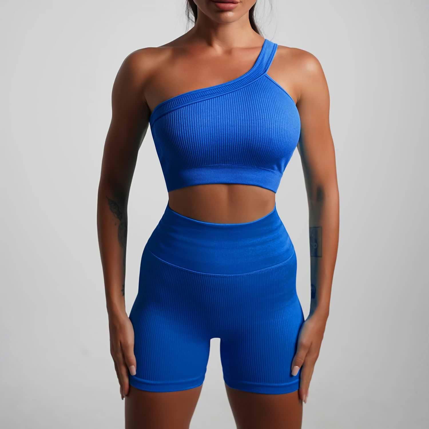 40499829669969|40499829702737|40499829735505