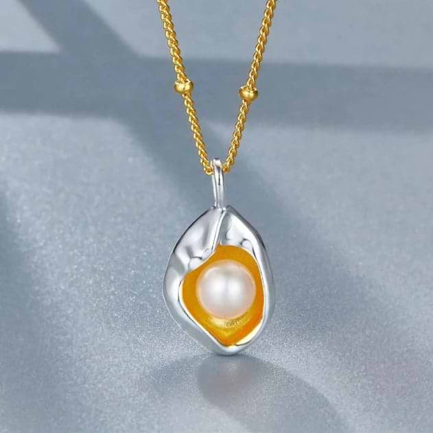 &quot;OLIVIA&quot; NECKLACE