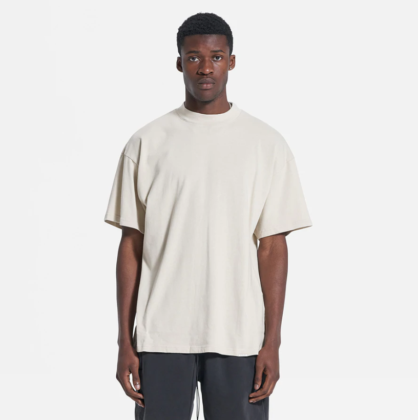 How to Build a Minimalist Wardrobe