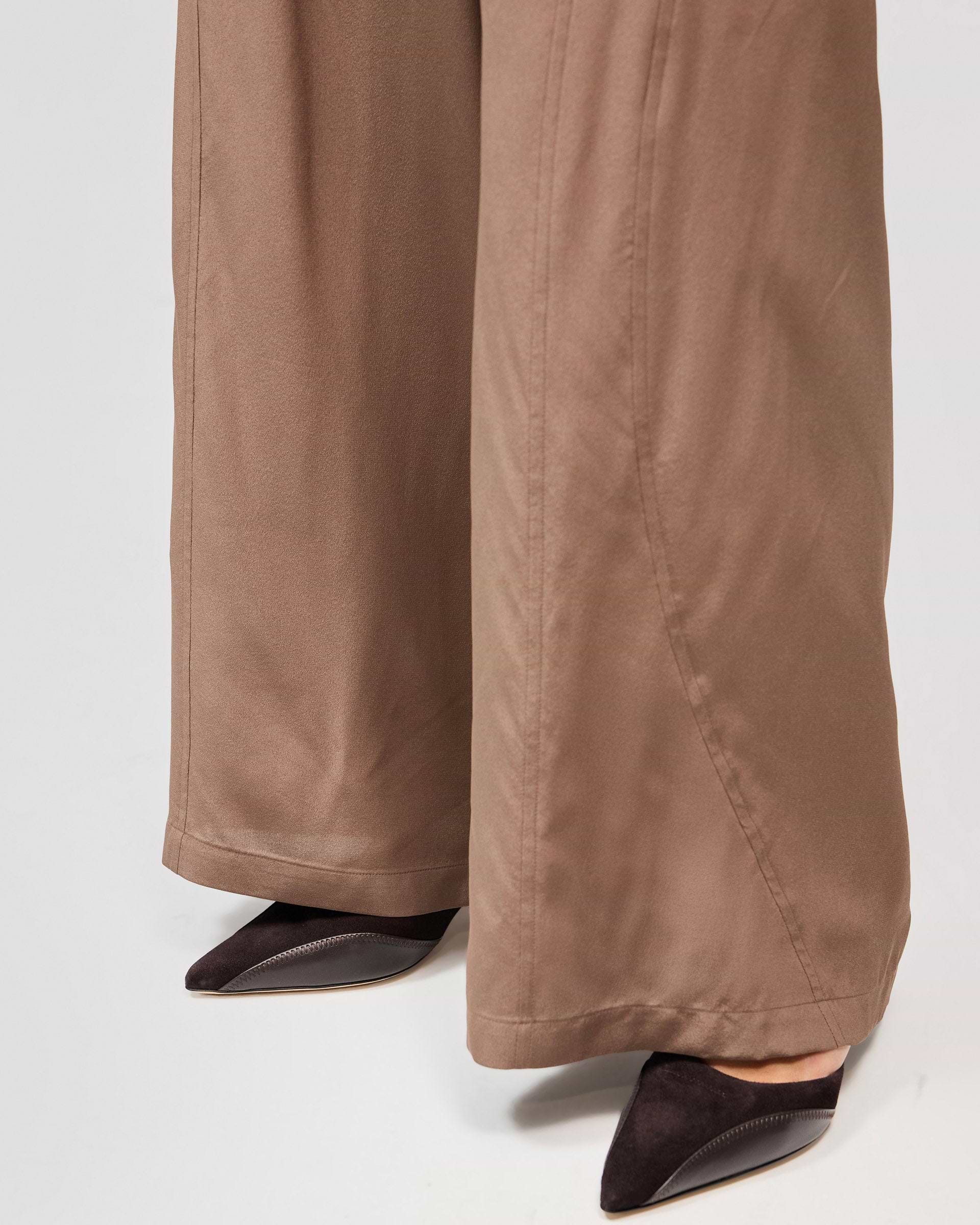 Mirage Silk Jogger - Coffee Quartz