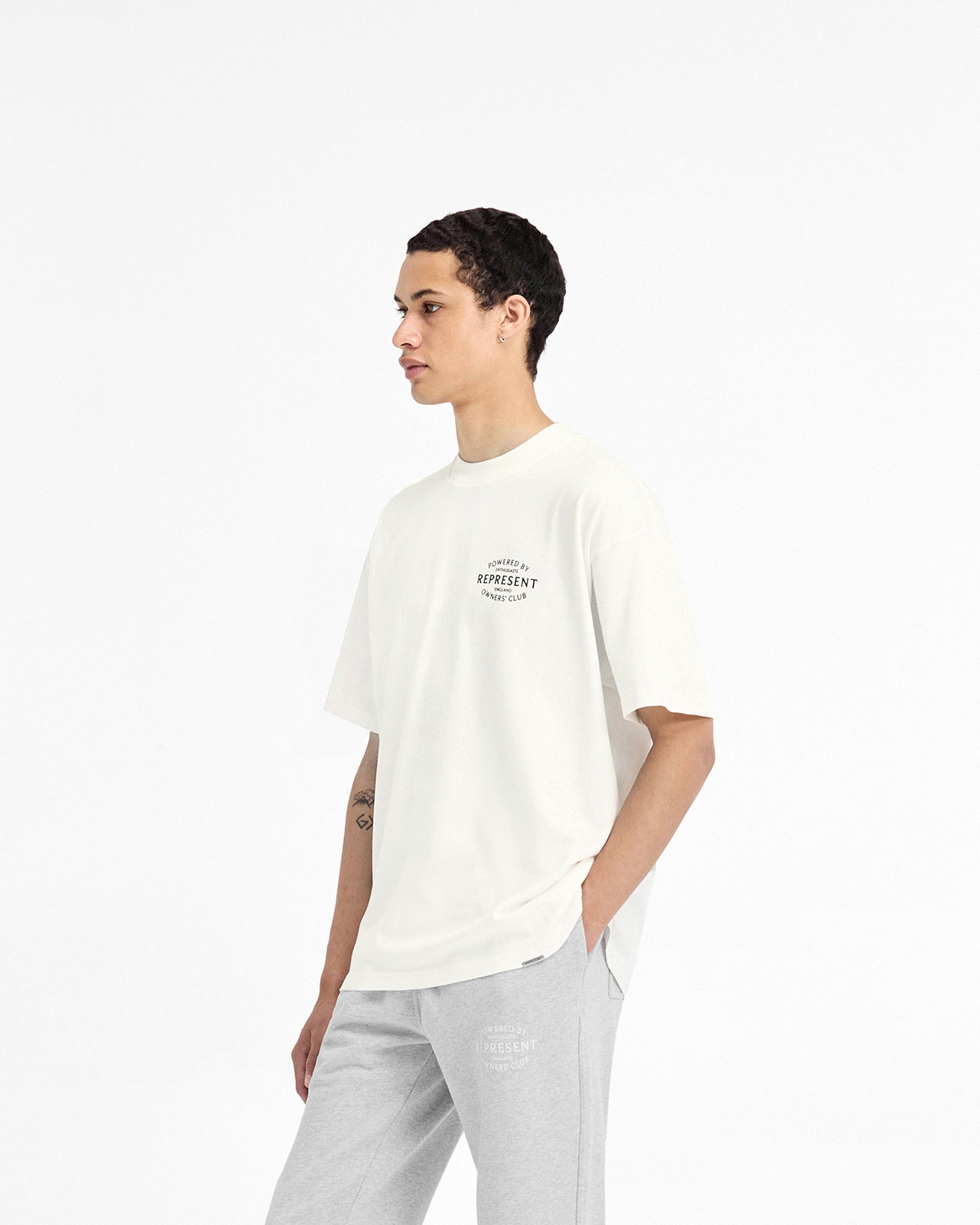 Represent Owners Club Stamp T-Shirt - Flat White