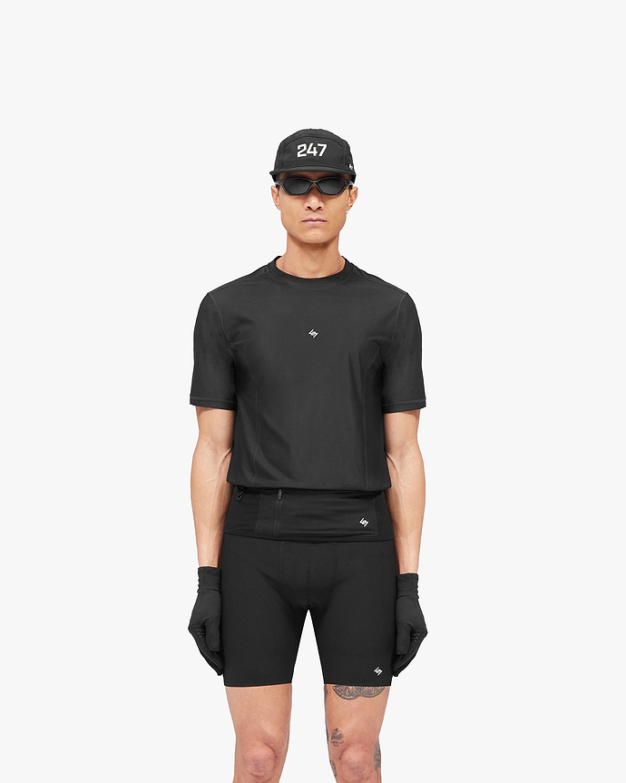247_Hybrid_T-Shirt_-_Black_Fade_Out_03.jpg