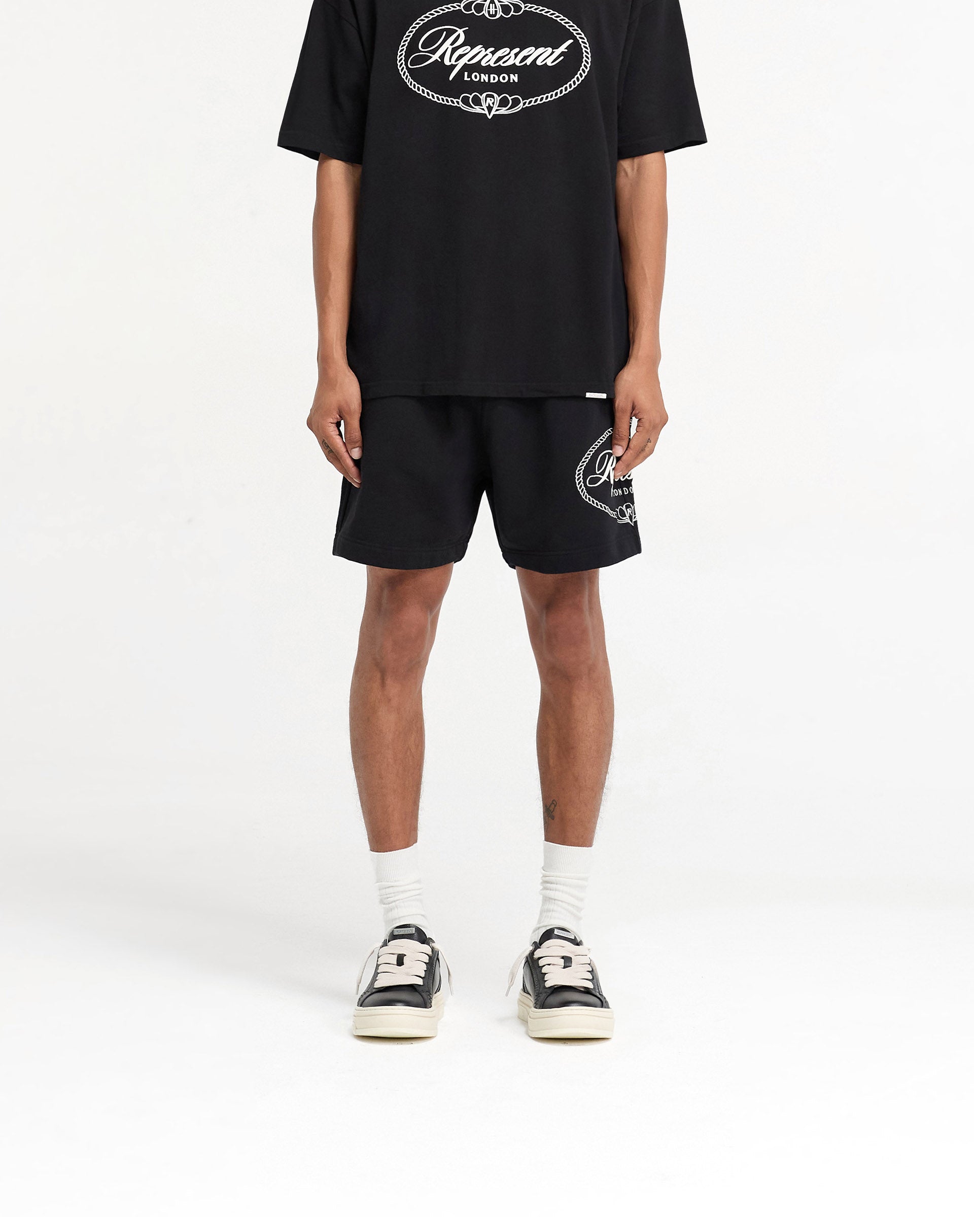 Represent X Harrods Crest Short - Jet Black