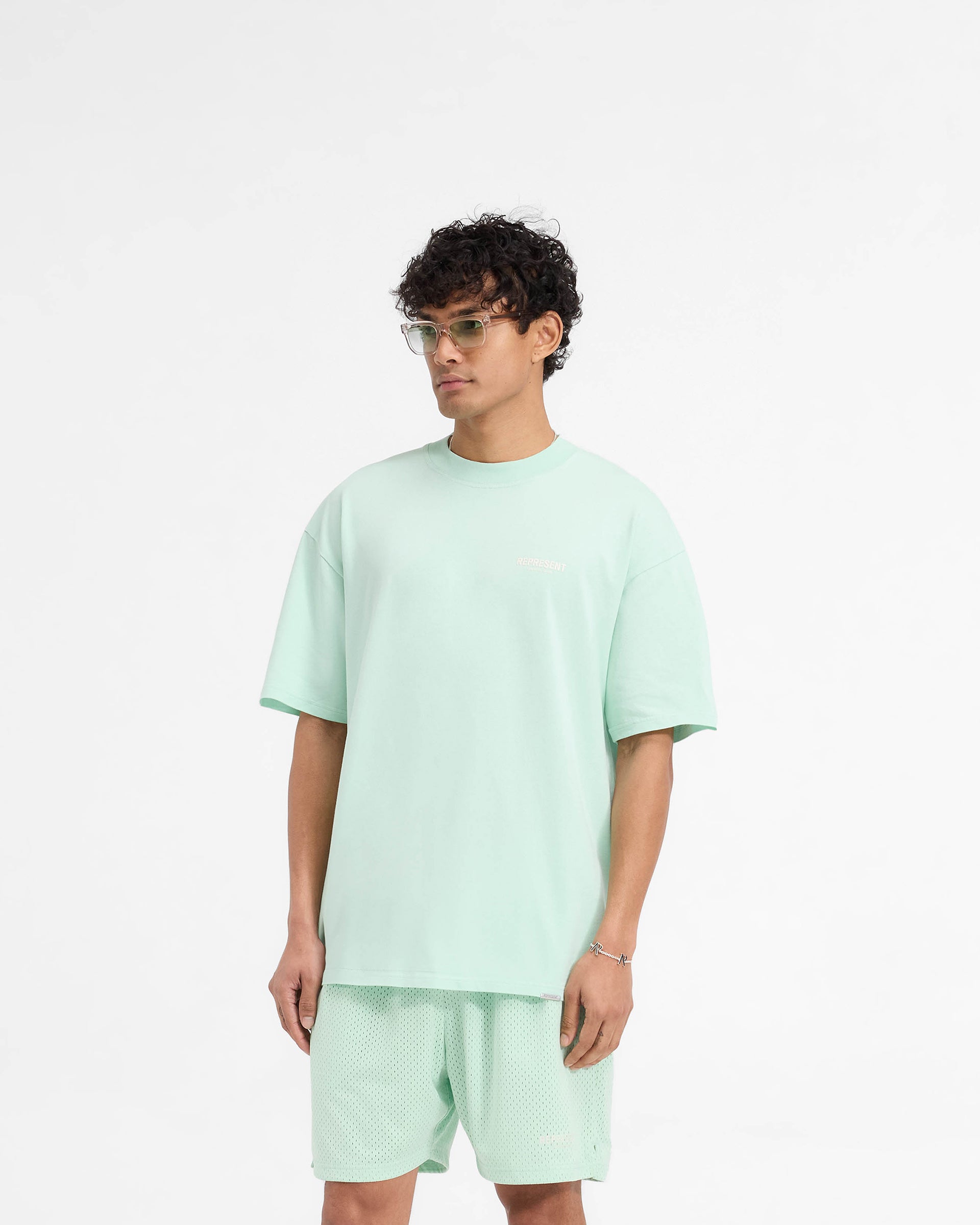 Represent Owners Club T-Shirt - Pistachio