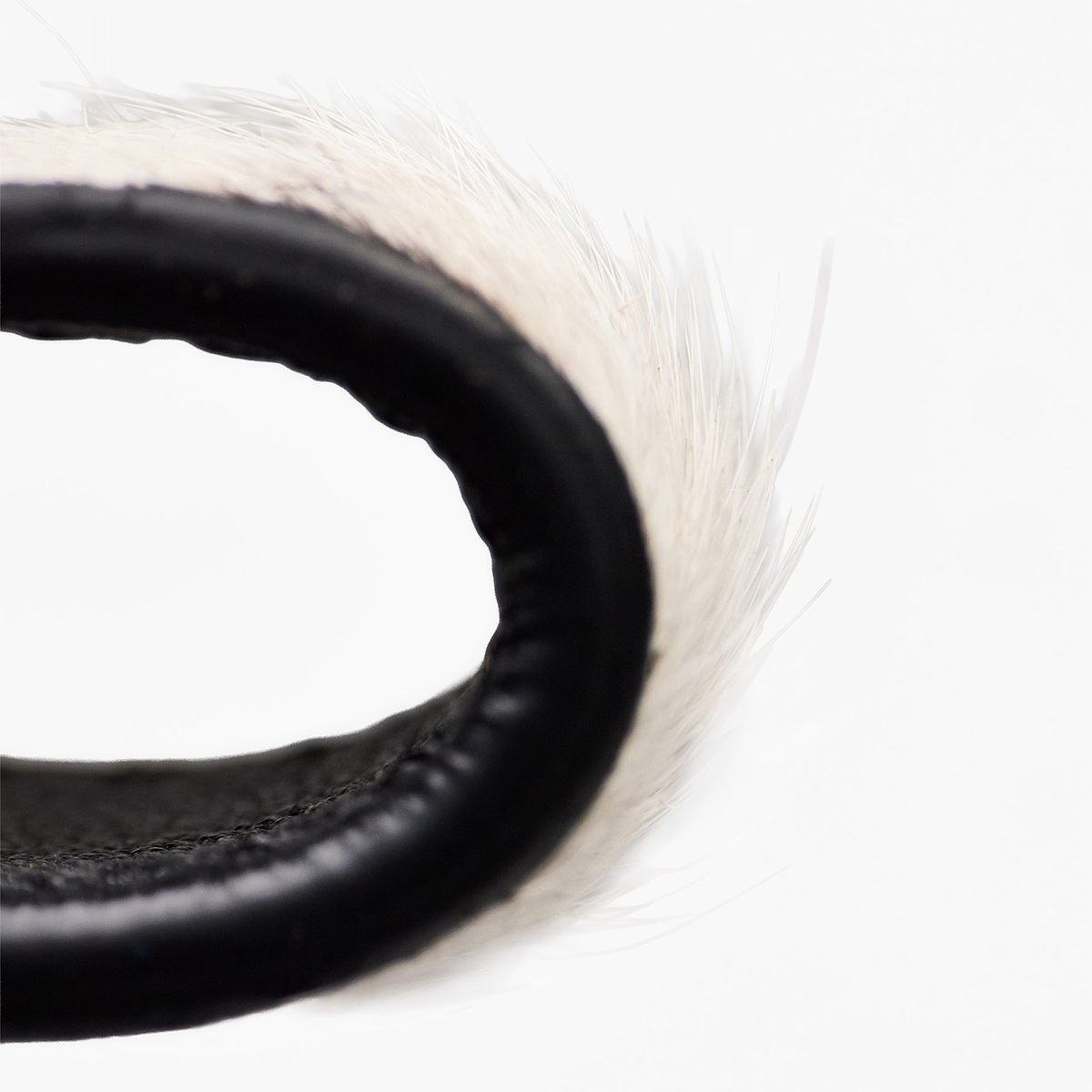 Cowhide Belt Loop | Accessories SS26 | REPRESENT