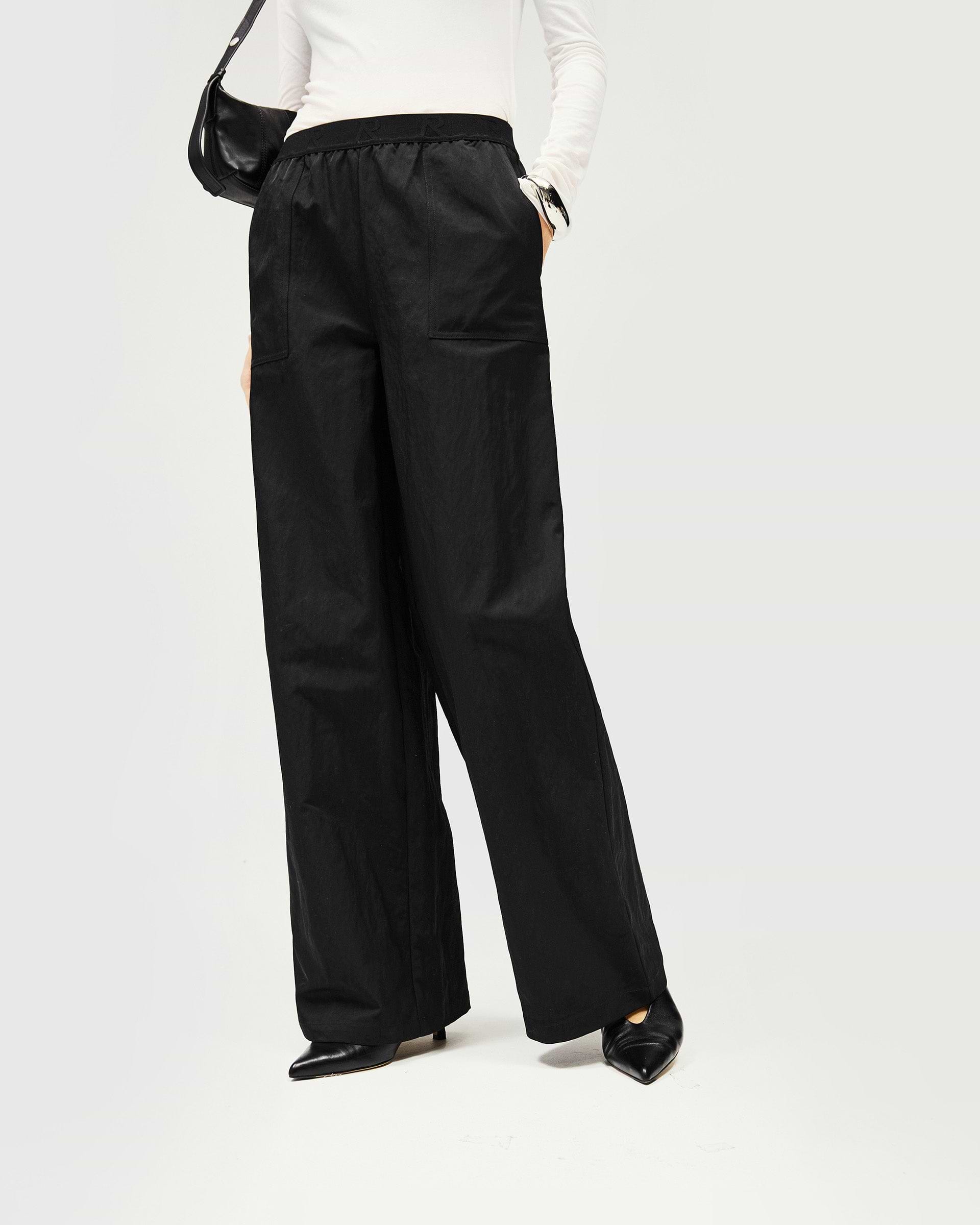 Subway Jogger - Jet Black