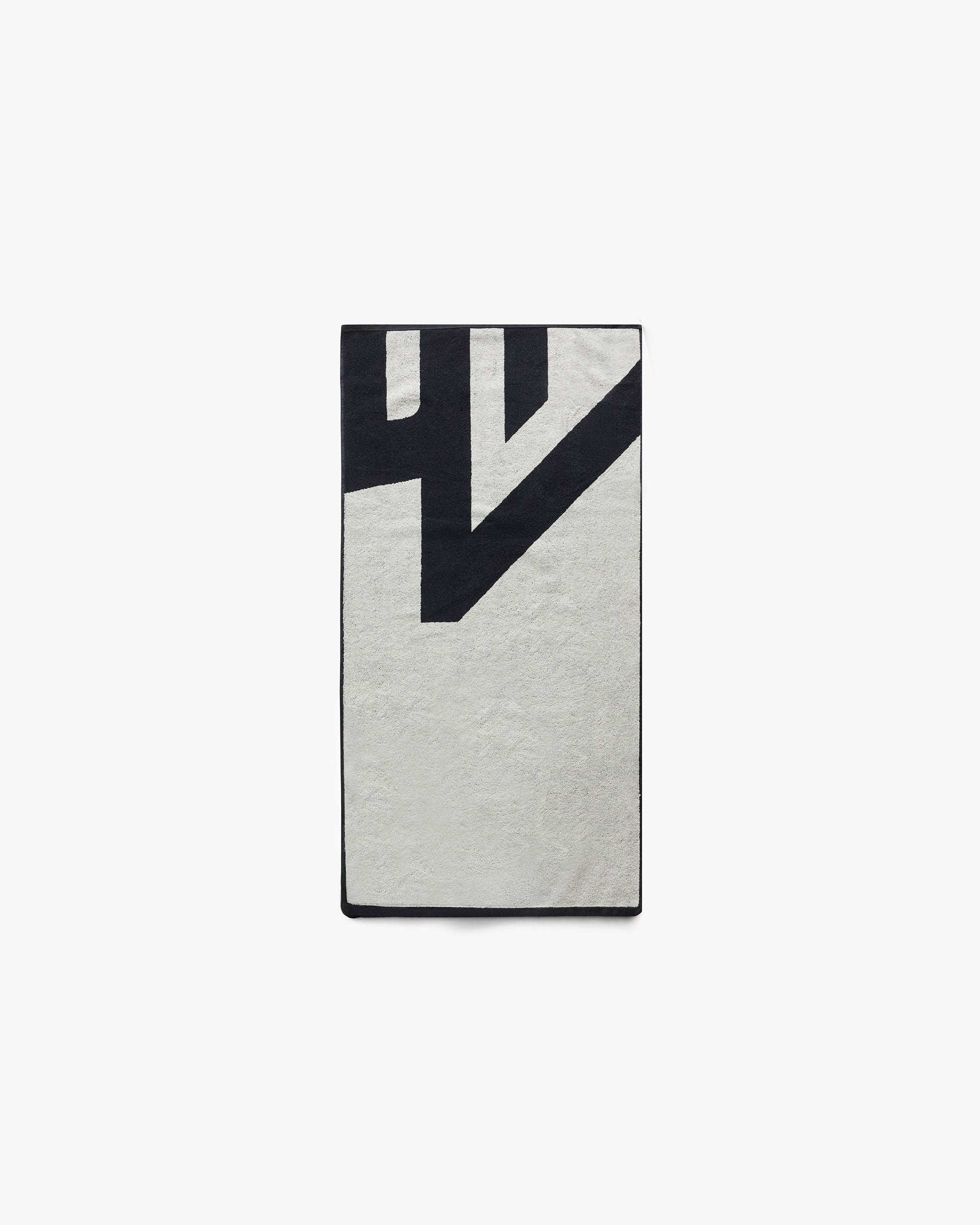 247 DNA Towel - Jet Black