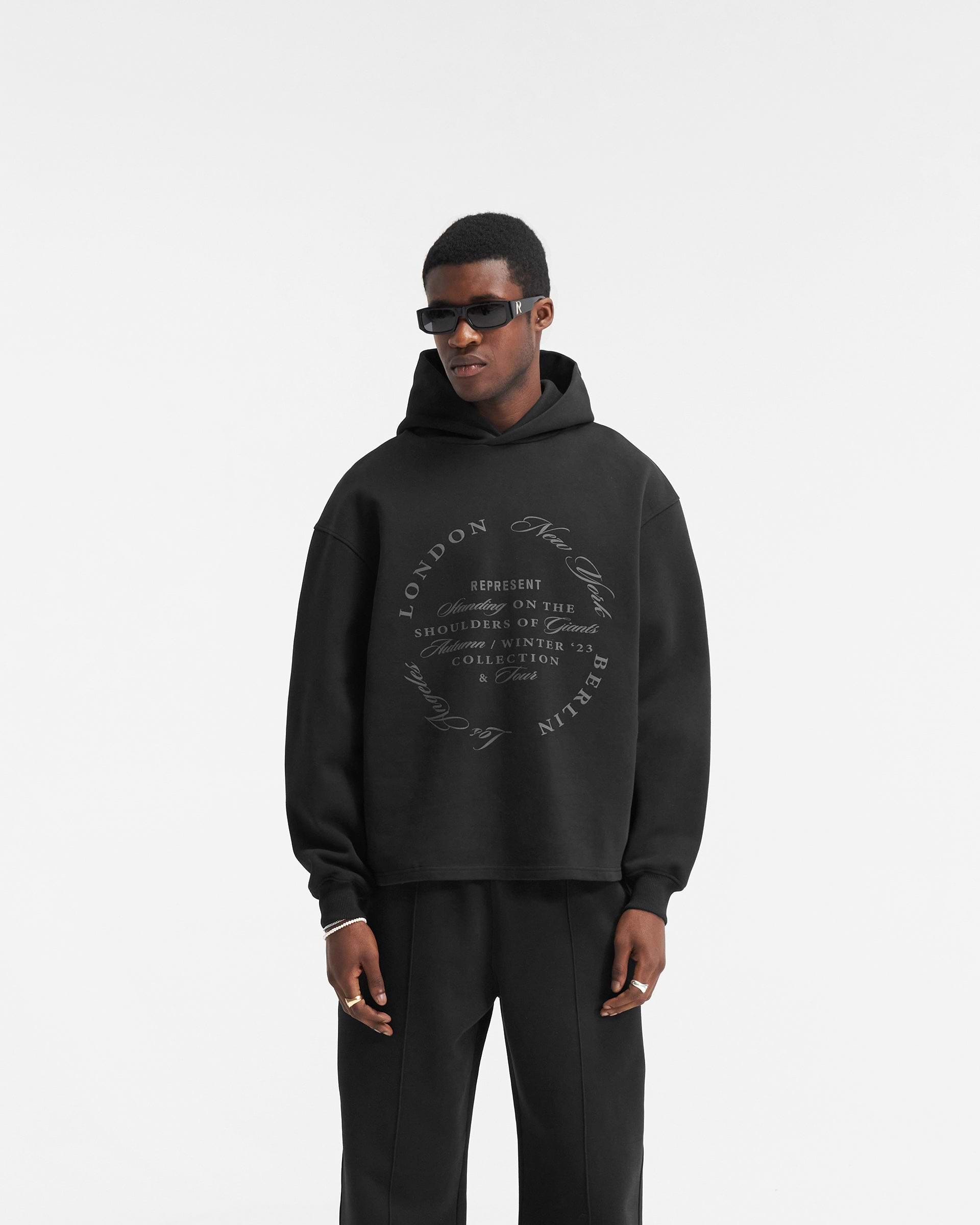 Season Tour Relaxed Hoodie - Black