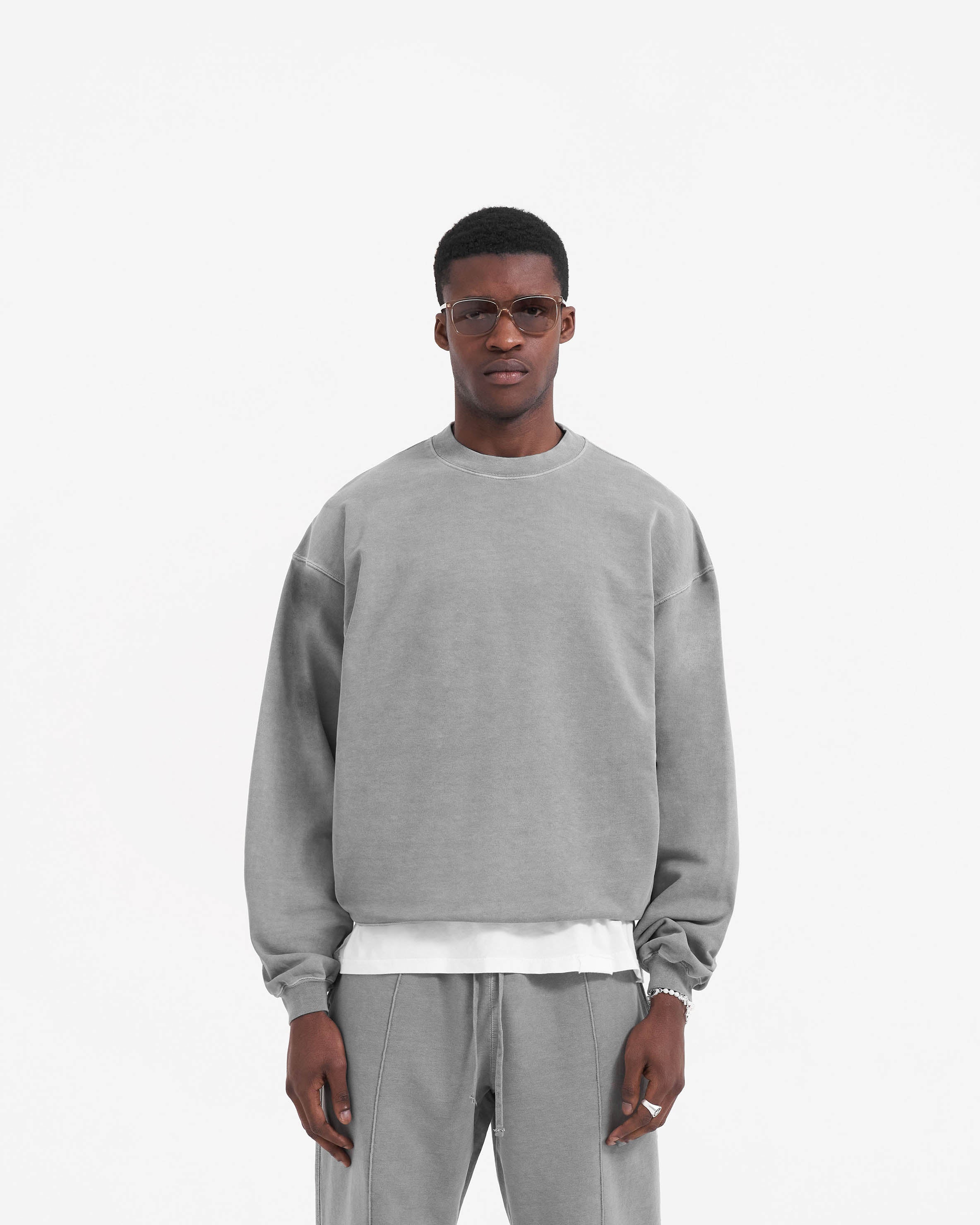 Initial Sweater - Ultimate Grey