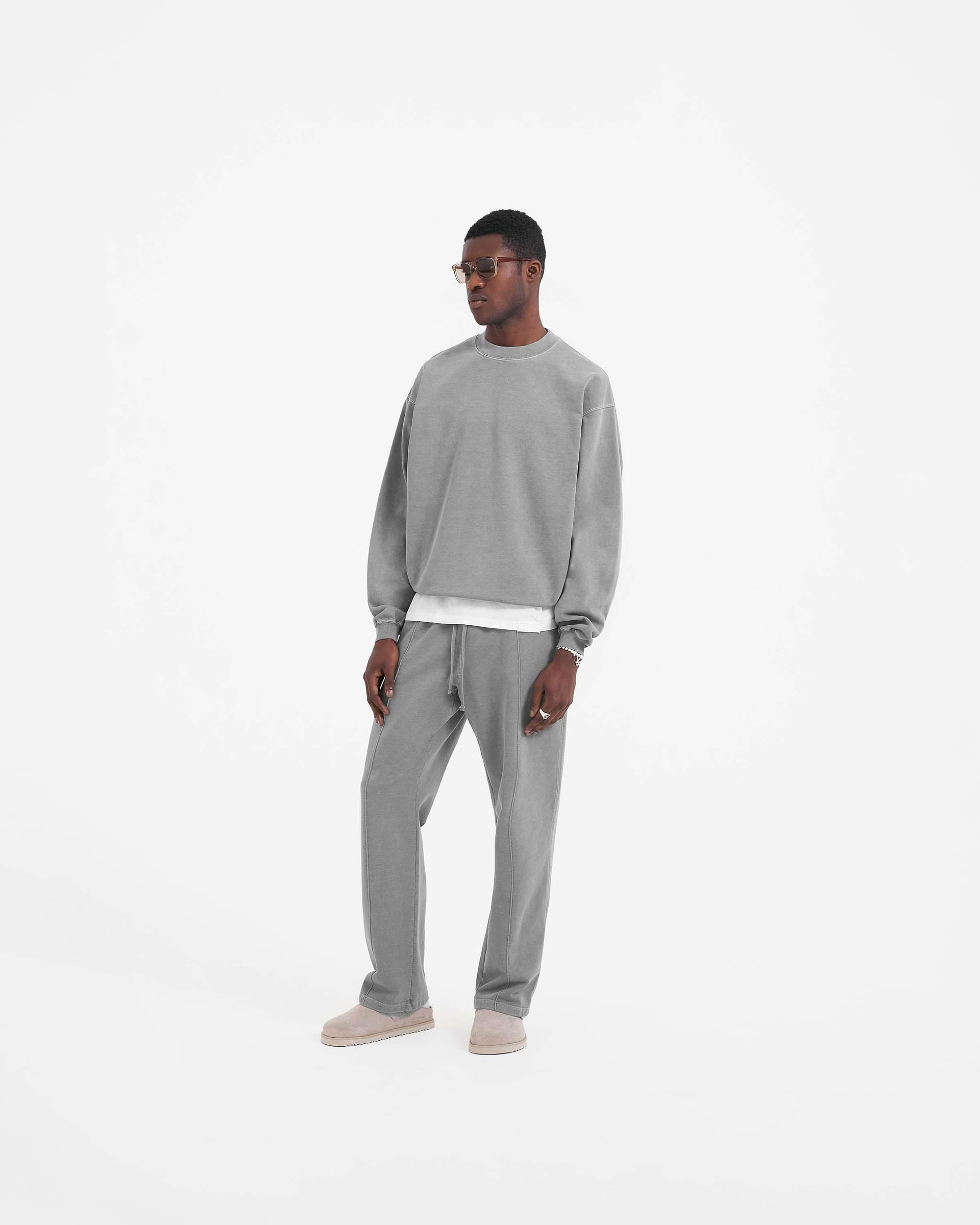 Initial Sweater - Ultimate Grey