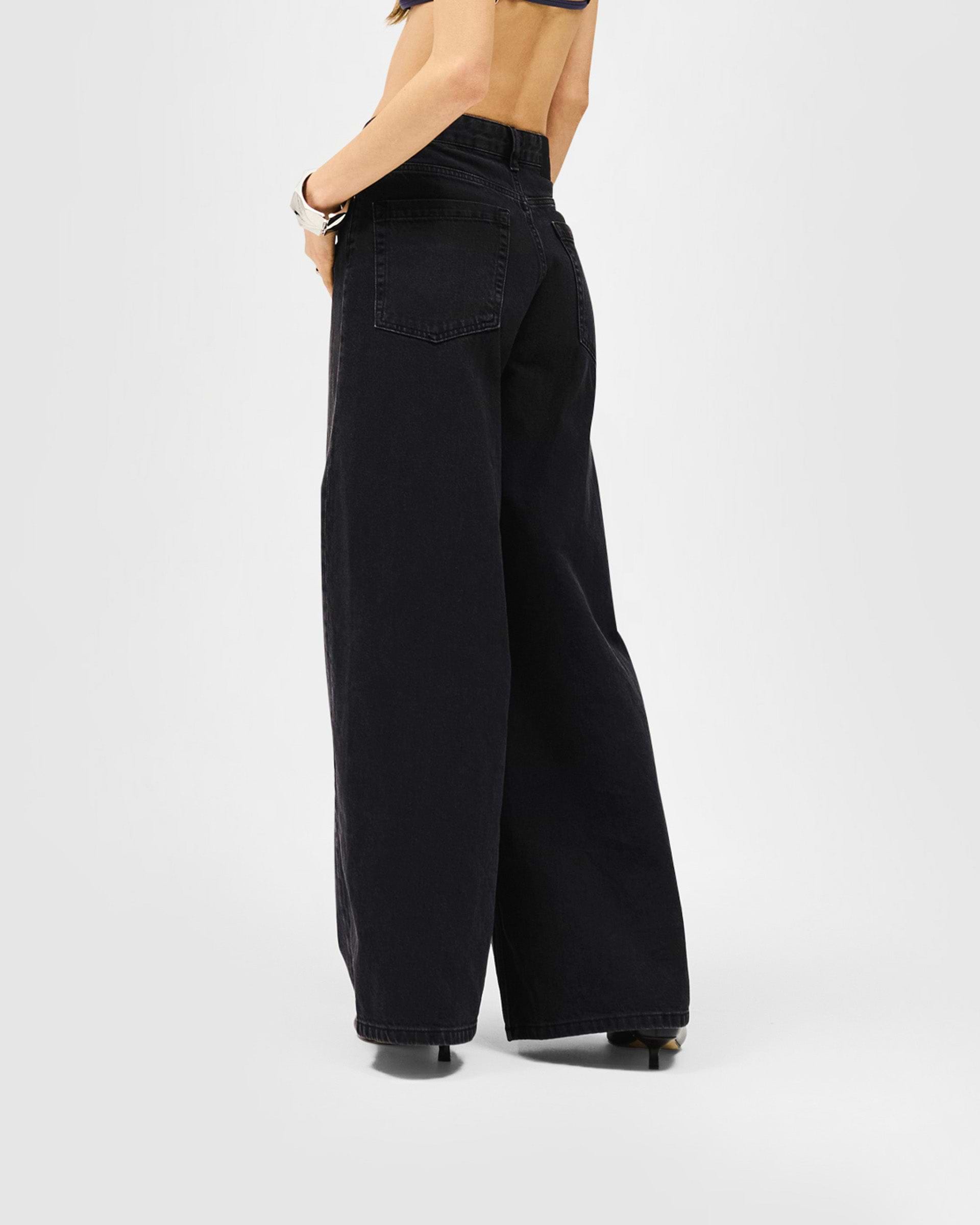 Mid Rise Wide Leg Jean - Washed Black