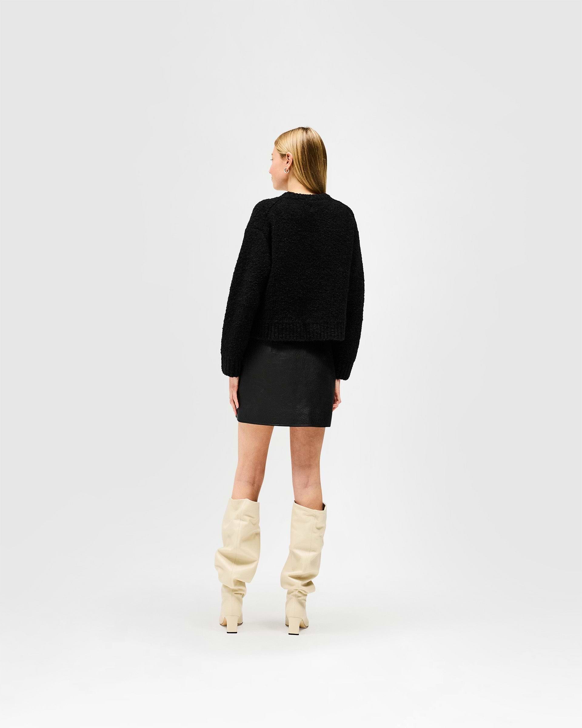 Spin Sweater - Jet Black