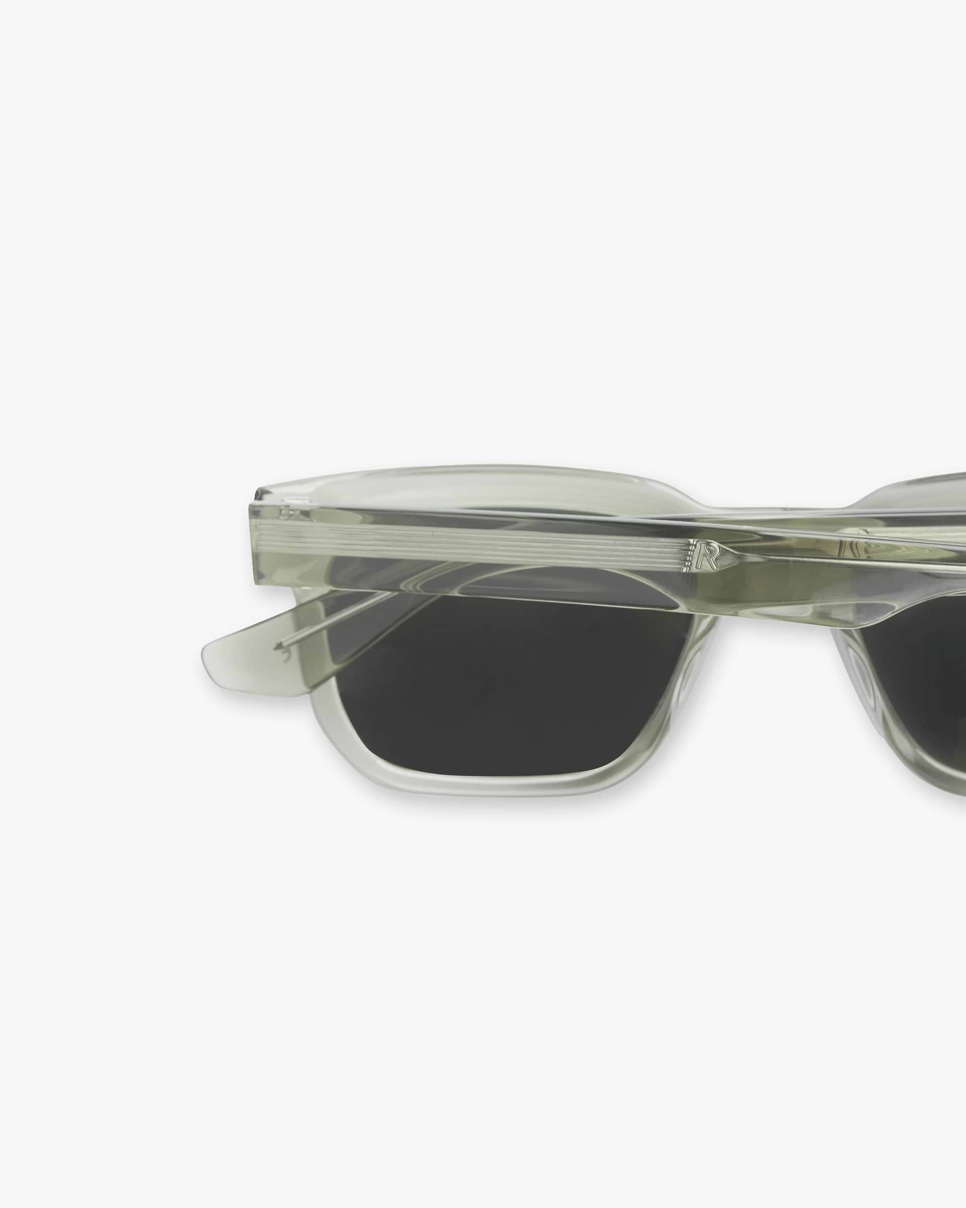 Represent Hamptons Sunglasses - Khaki Transparent