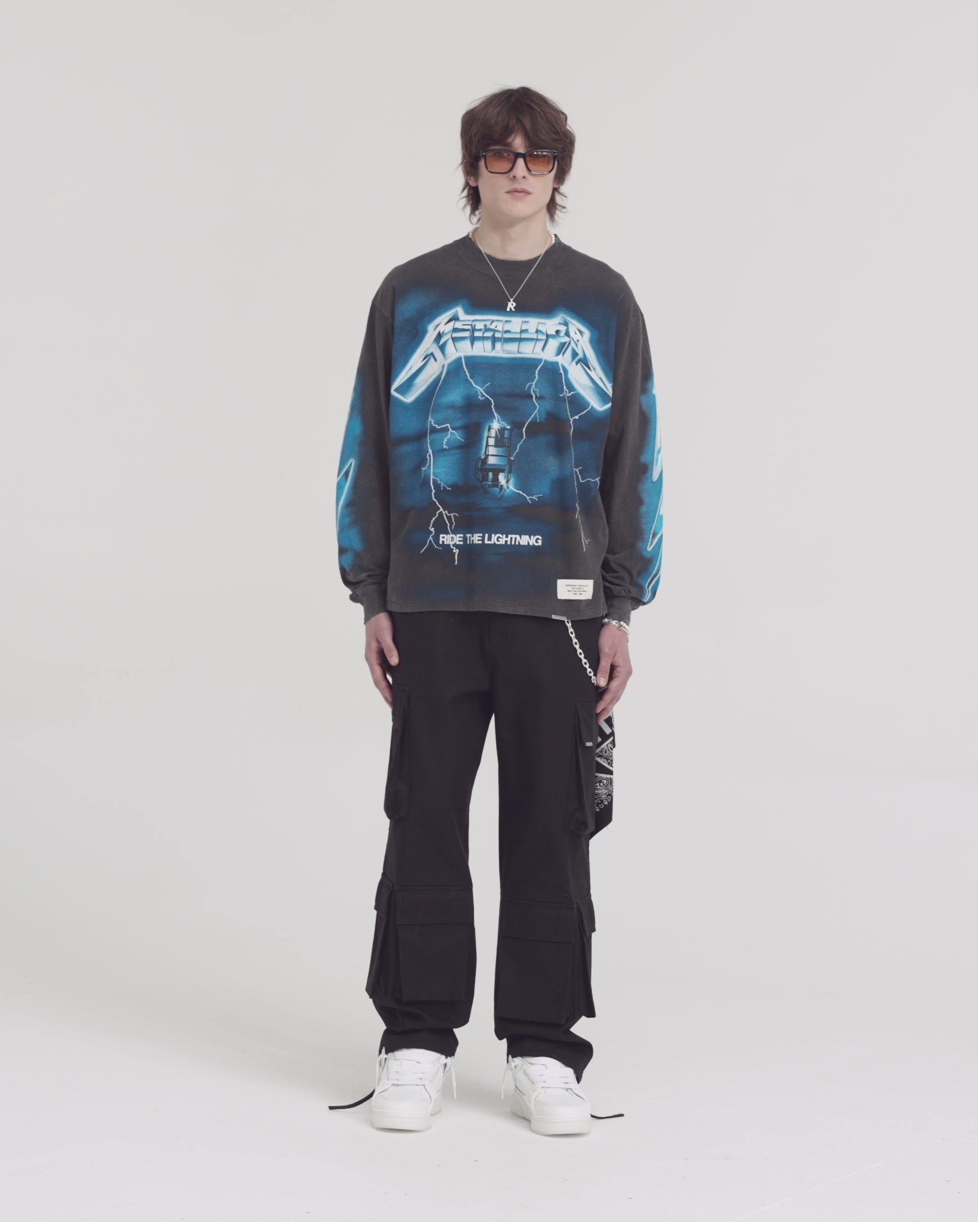 llica Relord Tシャツ　XL Metallica Ride The Lightning T-Shirt - Vintage Grey | REPRESENT