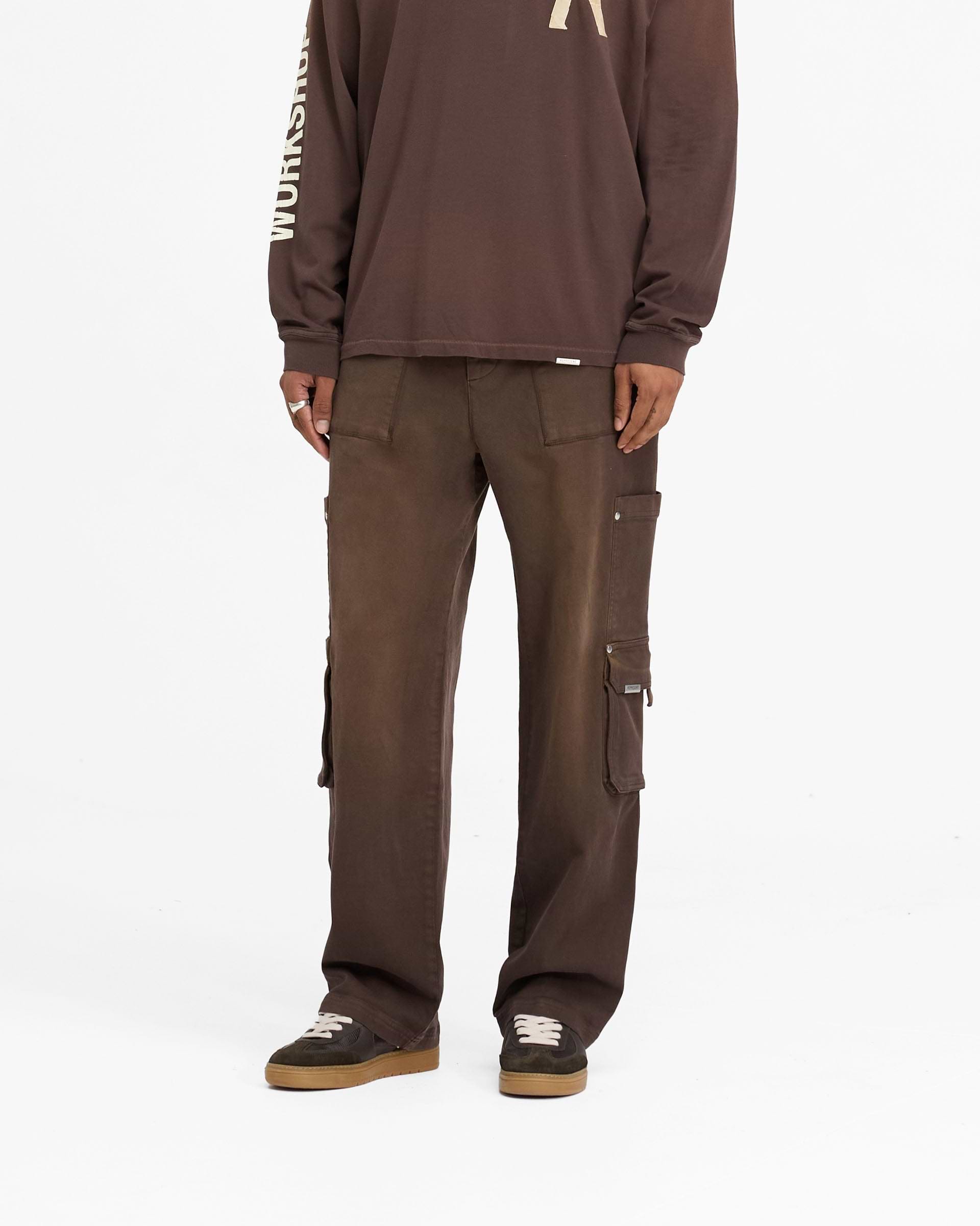 belgium-cargo pants / mocha