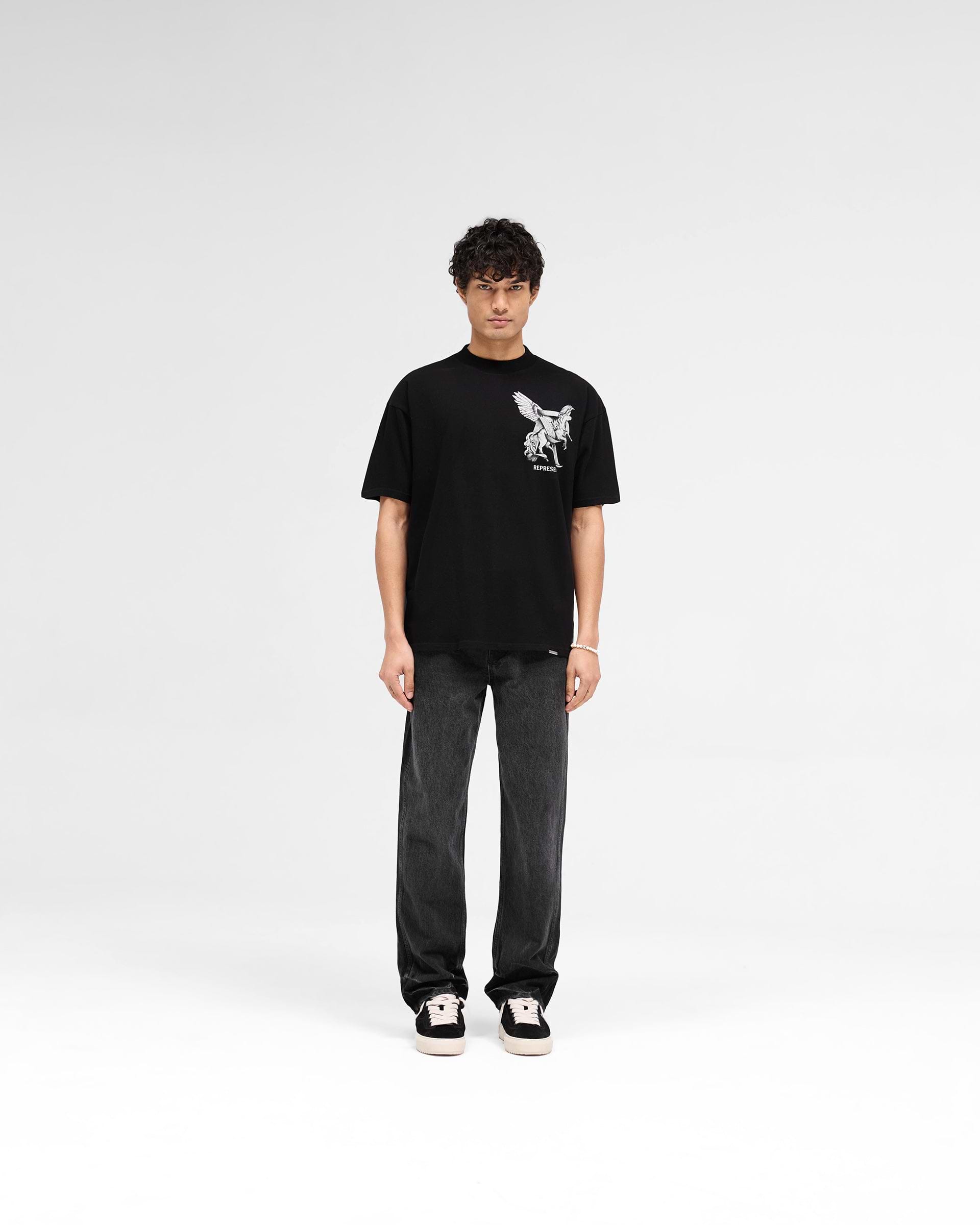 Elegance In Motion T-Shirt | Jet Black | REPRESENT