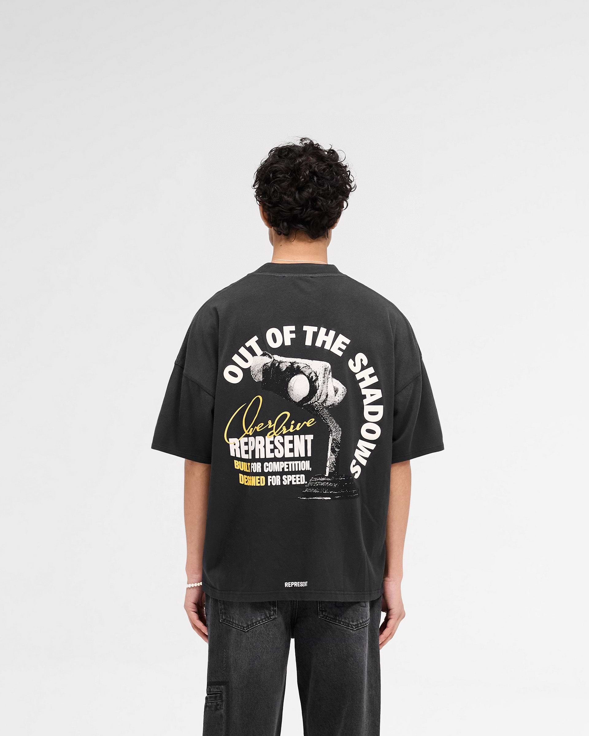 shadows Tシャツ L Stained Black Shadows T-Shirt | Graphic T shirts | REPRESENT