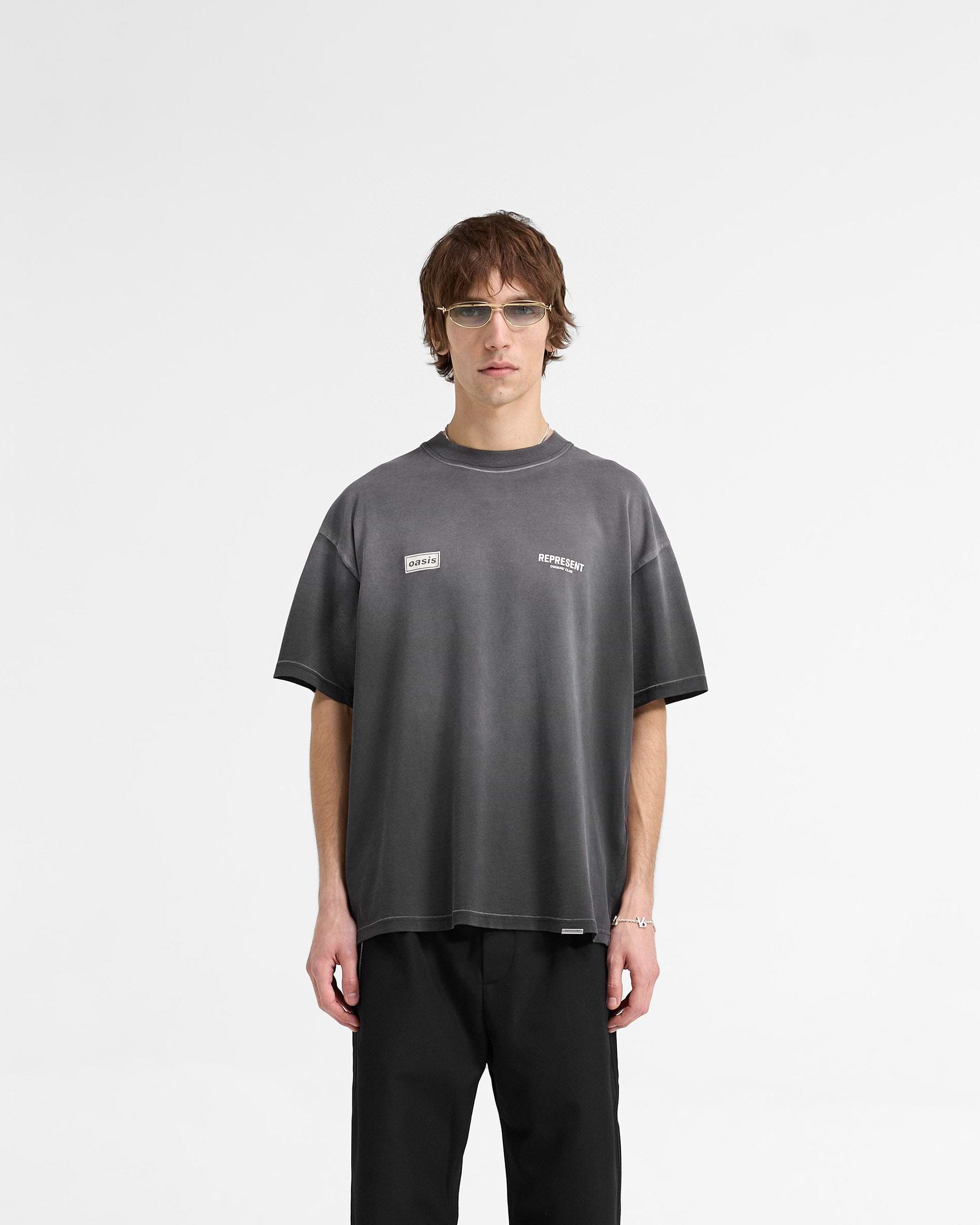  x oasis コラボ Tシャツ ブラック Lサイズ Represent X Oasis Owners Club T-Shirt | Stained Black | REPRESENT