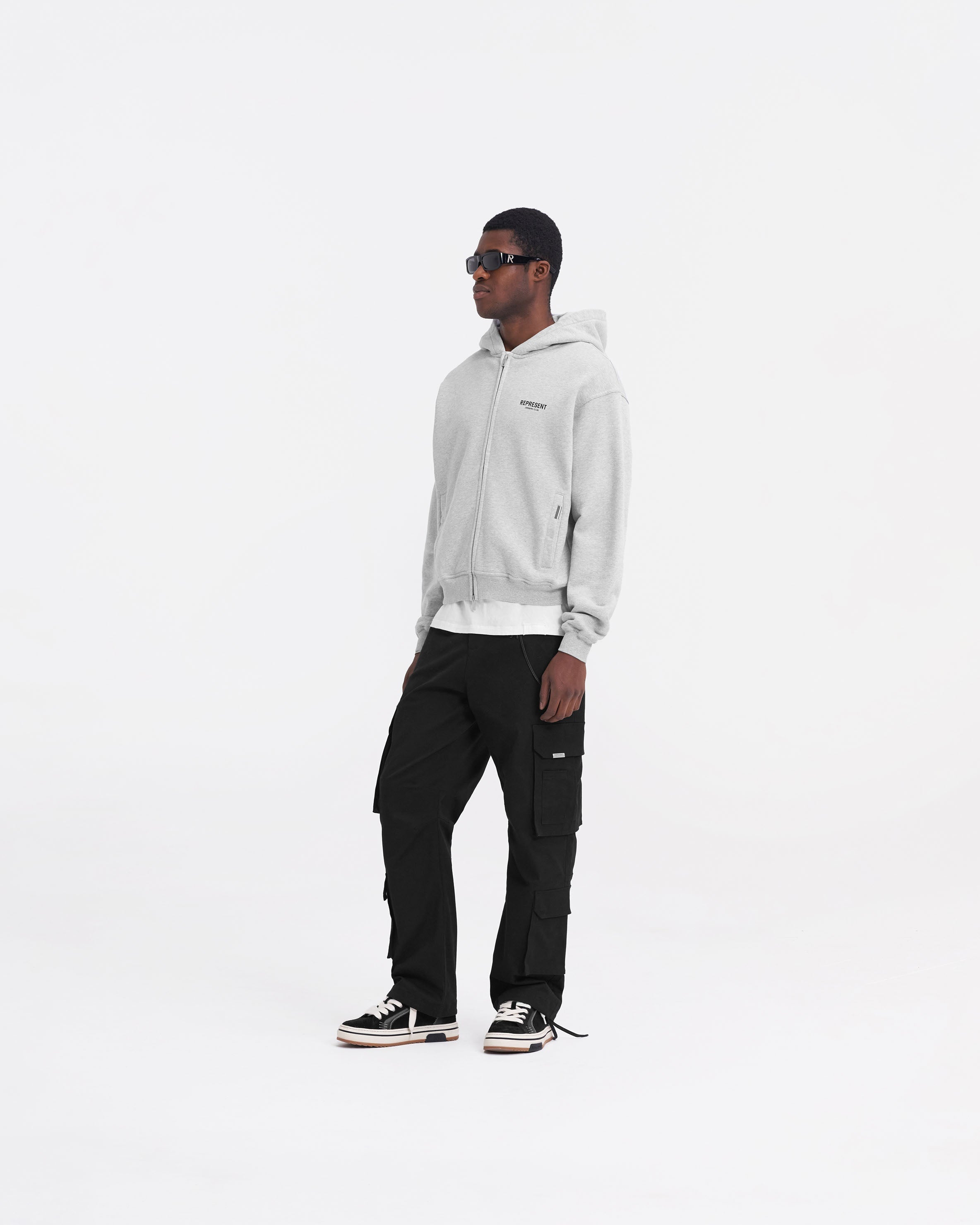 【関税込み】Represent グレー 'Owners Club' ジップフーディ Owners' Club Zip Hoodie | Ash Grey | REPRESENT
