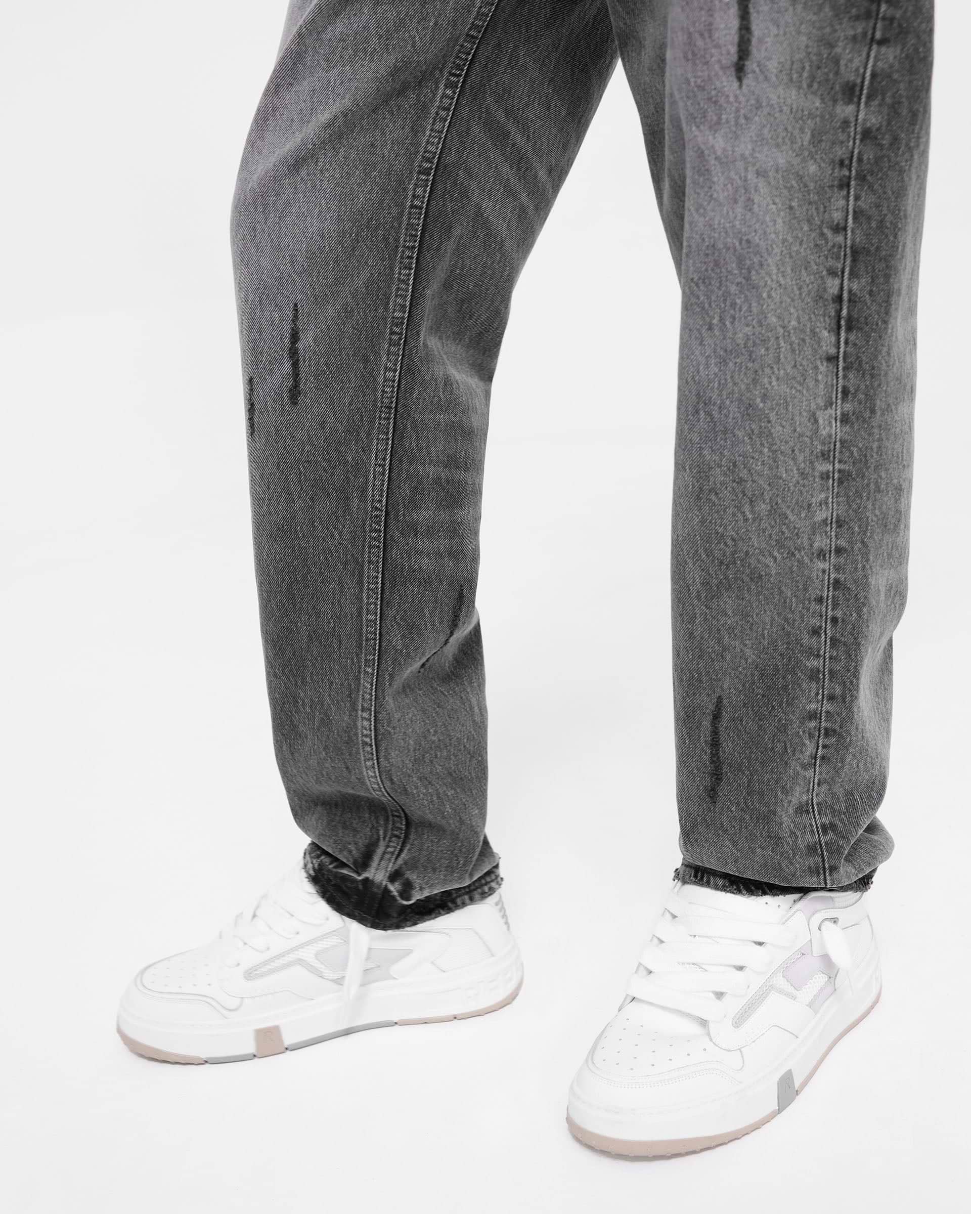 Flat White & Gum Reptor 2 | REPRESENT