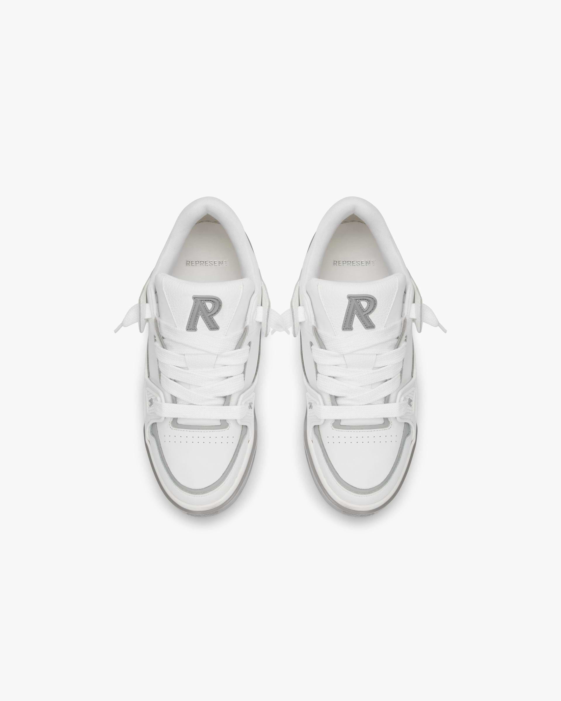 Studio Sneaker - White Grey