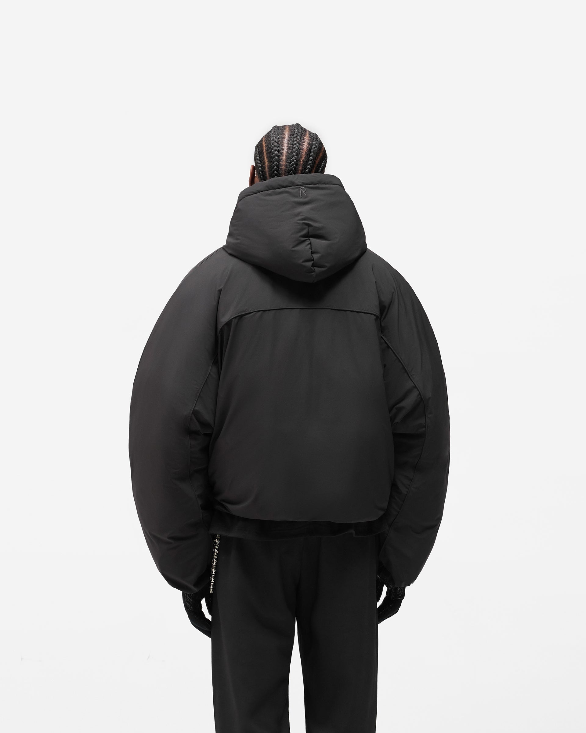 Jet Black Arch Pullover Puffer | Mens Puffercoats | REPRESENT