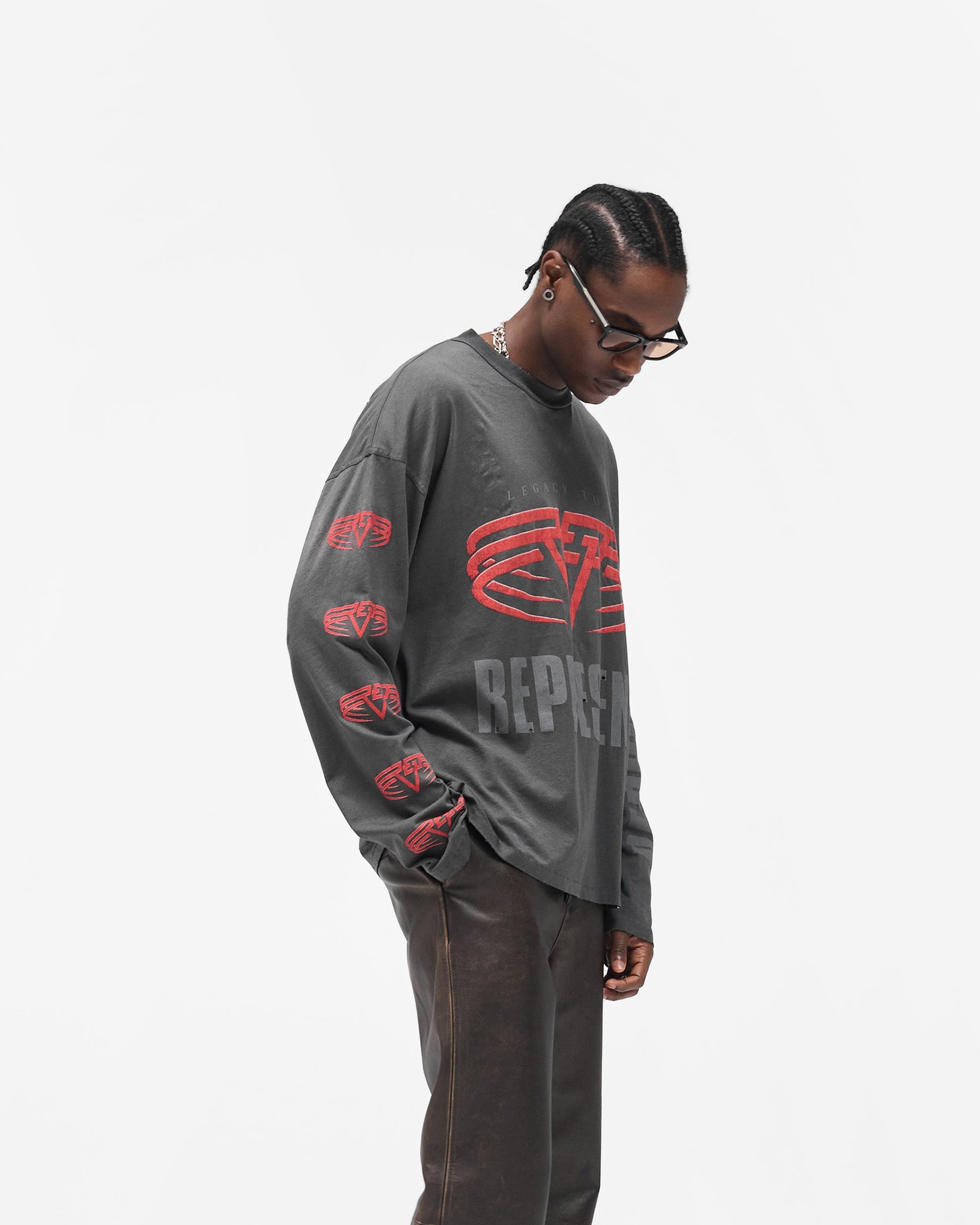 Men’s CB Typography LongSleeve 8YARDS / Men's CB Typography LongSleeve