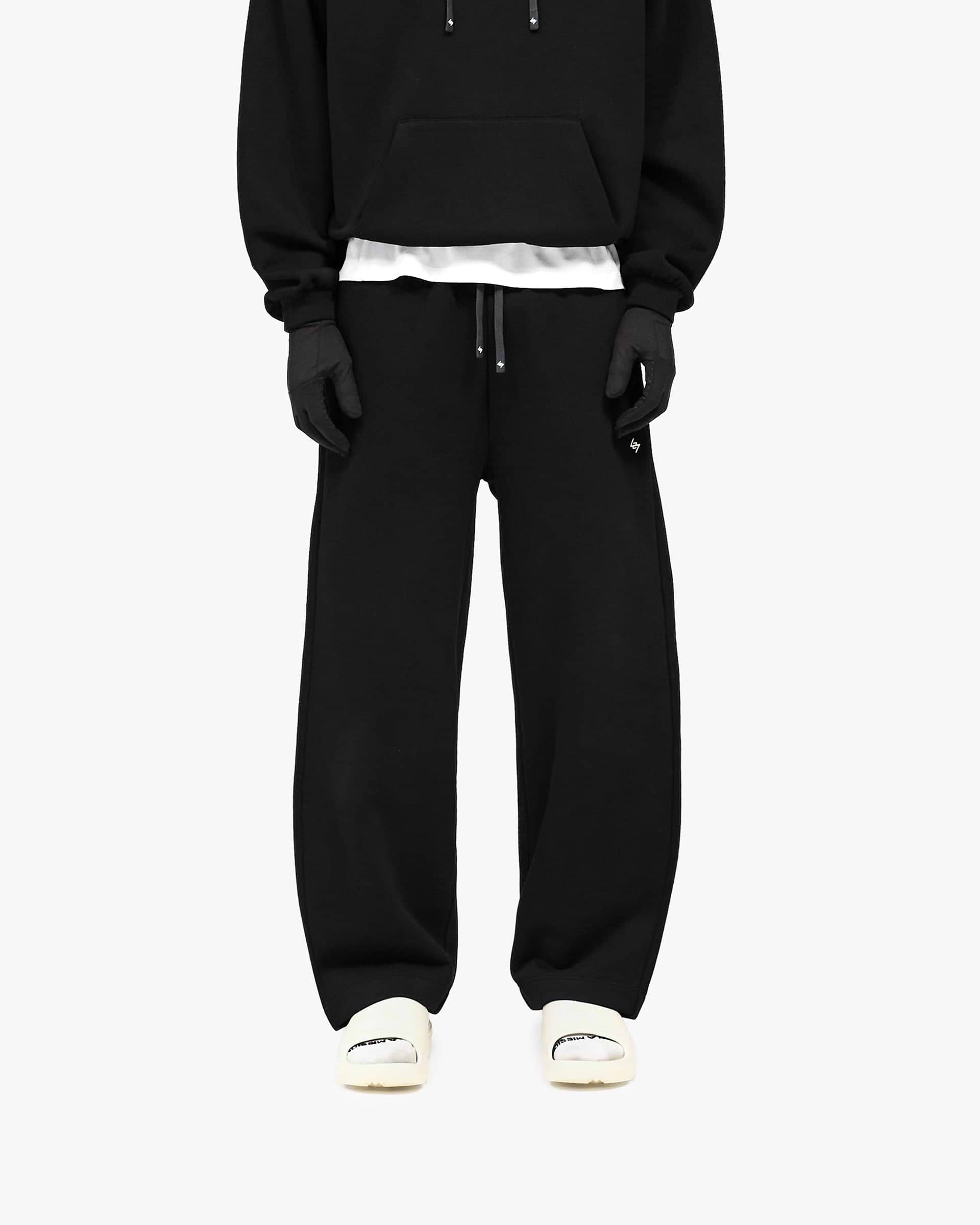 247 DNA Barrel Leg Sweatpant - Jet Black