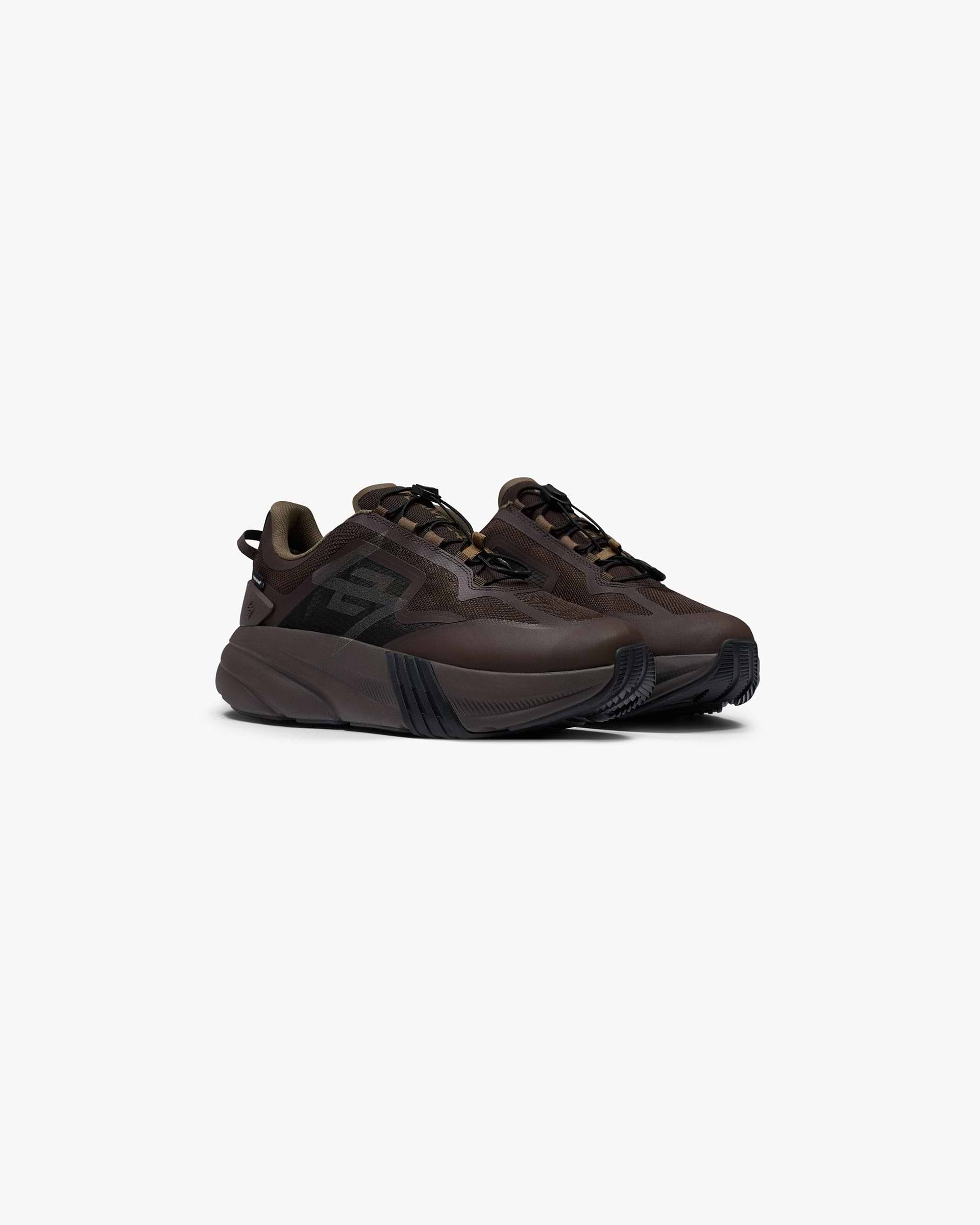 247_Arc-1_Runner_Winter_-_Chocolate_02.jpg