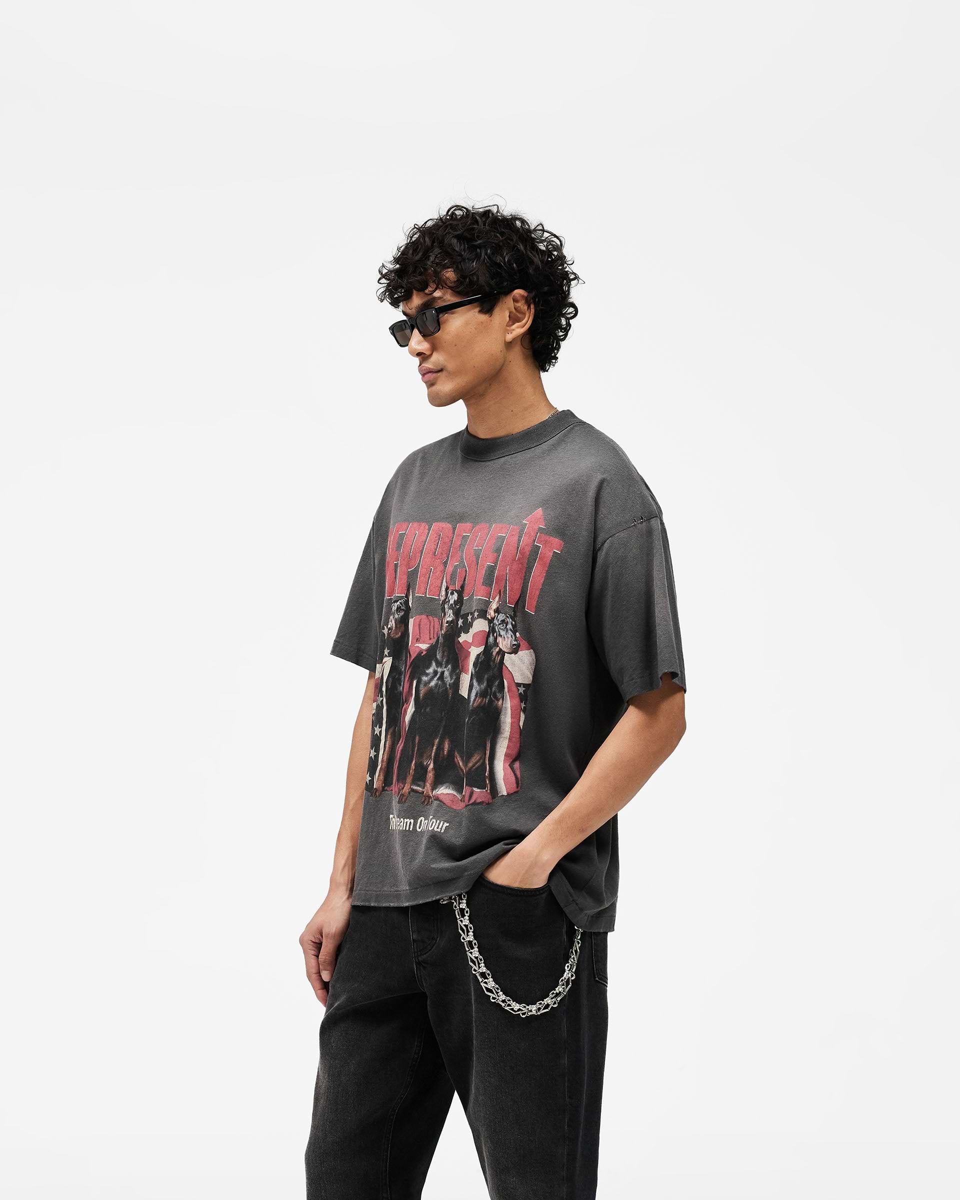 Dream_On_Tour_T-Shirt_-_Sun_Fade_Grey_04.jpg