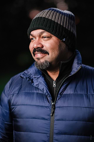 Man wears Heat Holders® Puffer jacket and thermal halt