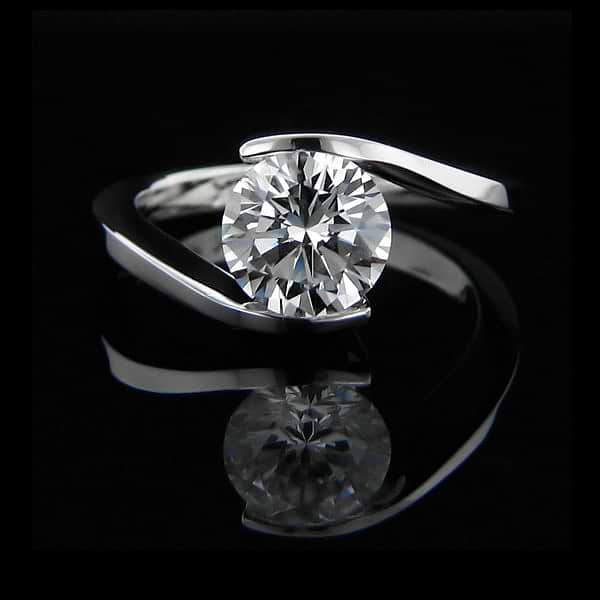 Daci Solitaire Engagement Ring