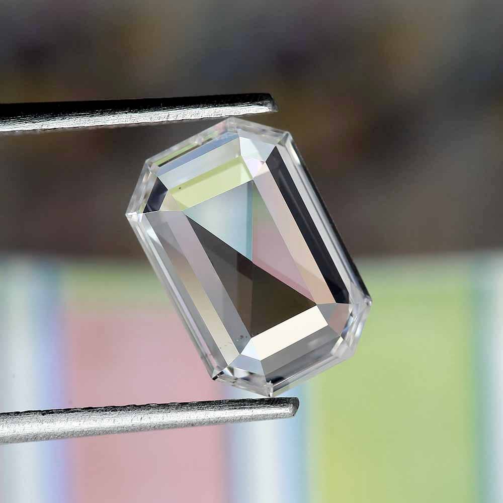MiaDonna lab-grown diamond in an emerald cut.