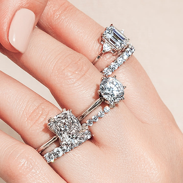 Engagement Rings in White Gold